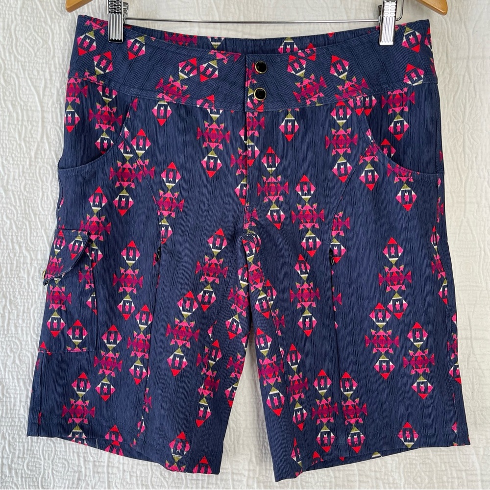 Shredly MTB Mountain Biking Shorts Women Size 8 Multicolor Aztec Vented Cycling